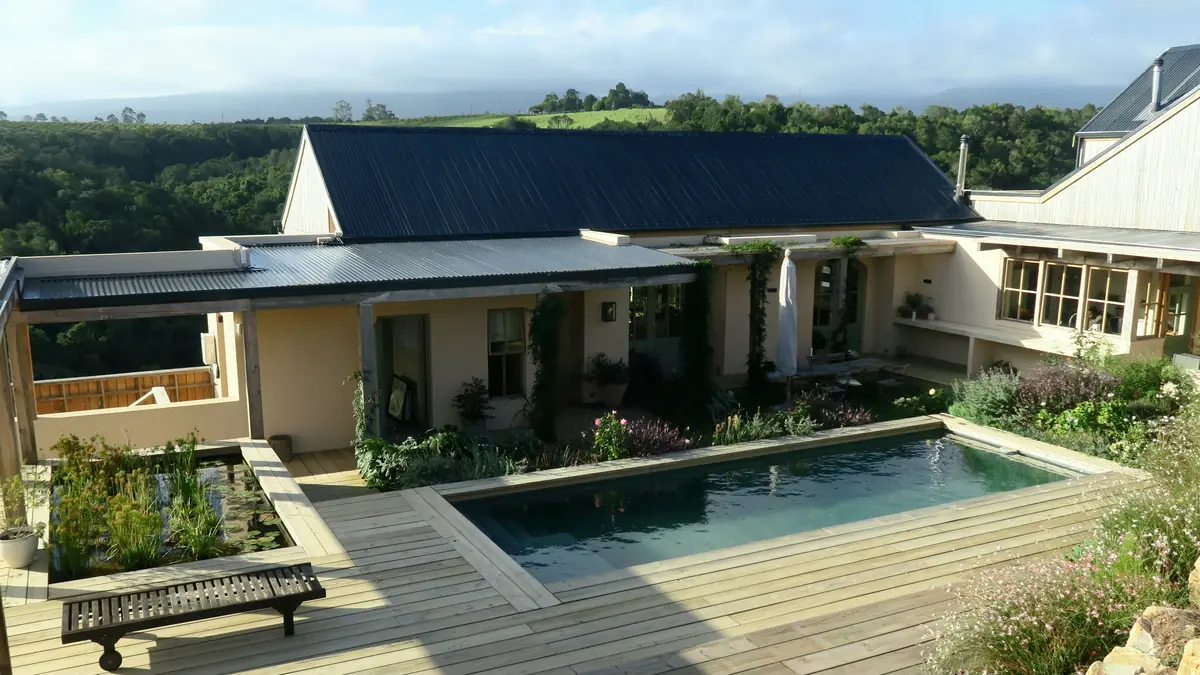 House Jamieson natural swimming pool, The Crags